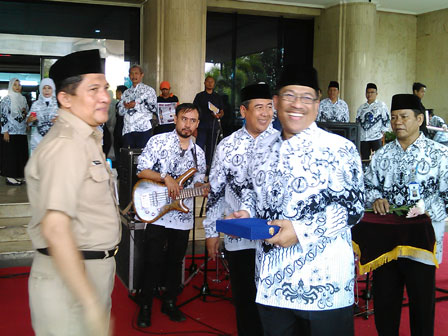 Pencarian PGRI Nias Barat - Persatuan Guru Republik Indonesia Cabang Nias Barat